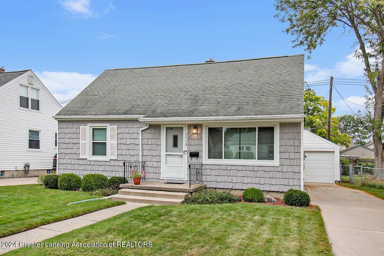 1718 W Rundle Avenue  Lansing MI 48910 photo