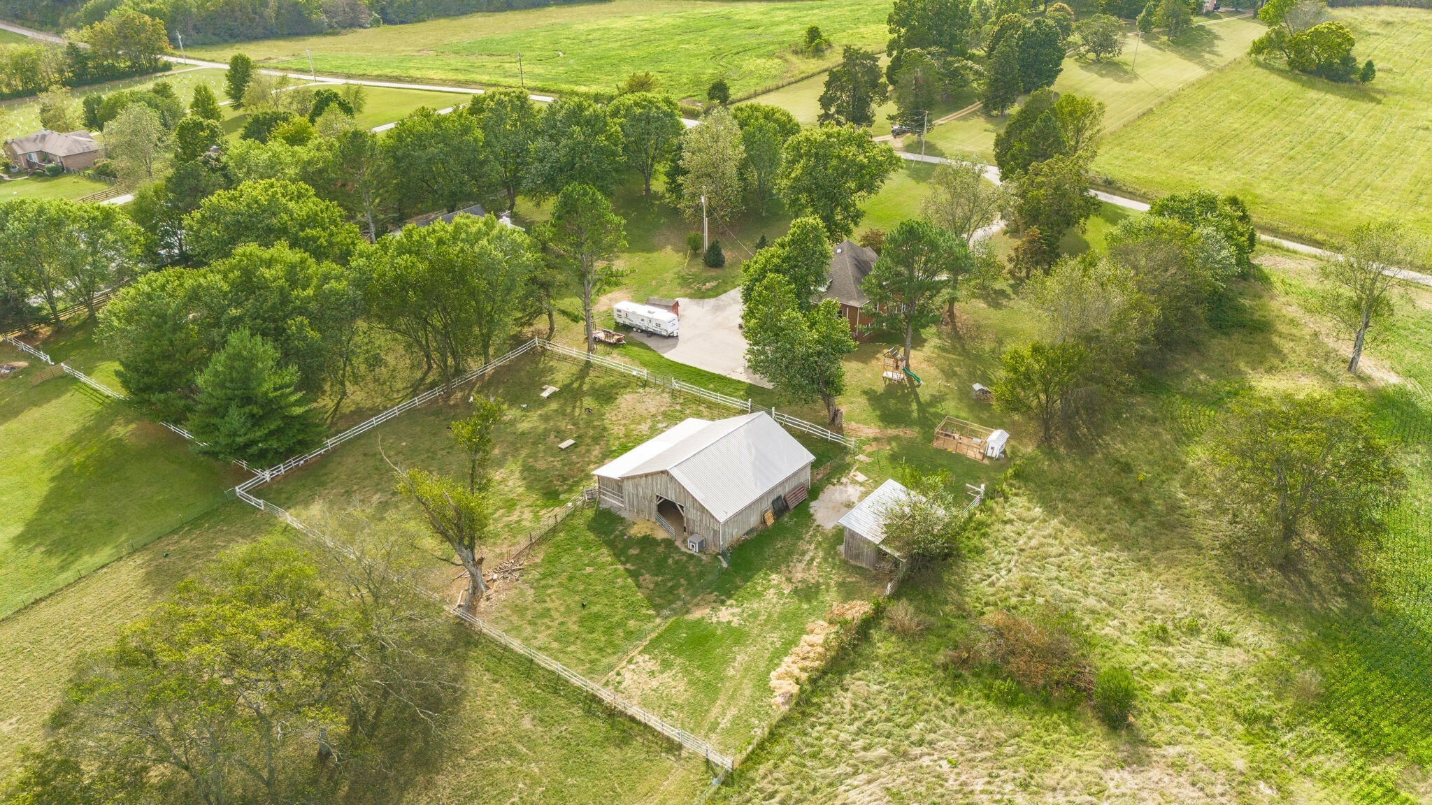 Property Photo: 765 Gwynn Ln TN 37087