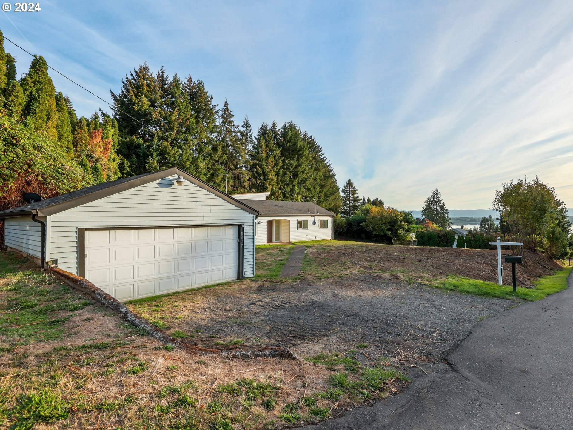 Property Photo:  8417 NW Fruit Valley Rd  WA 98665 