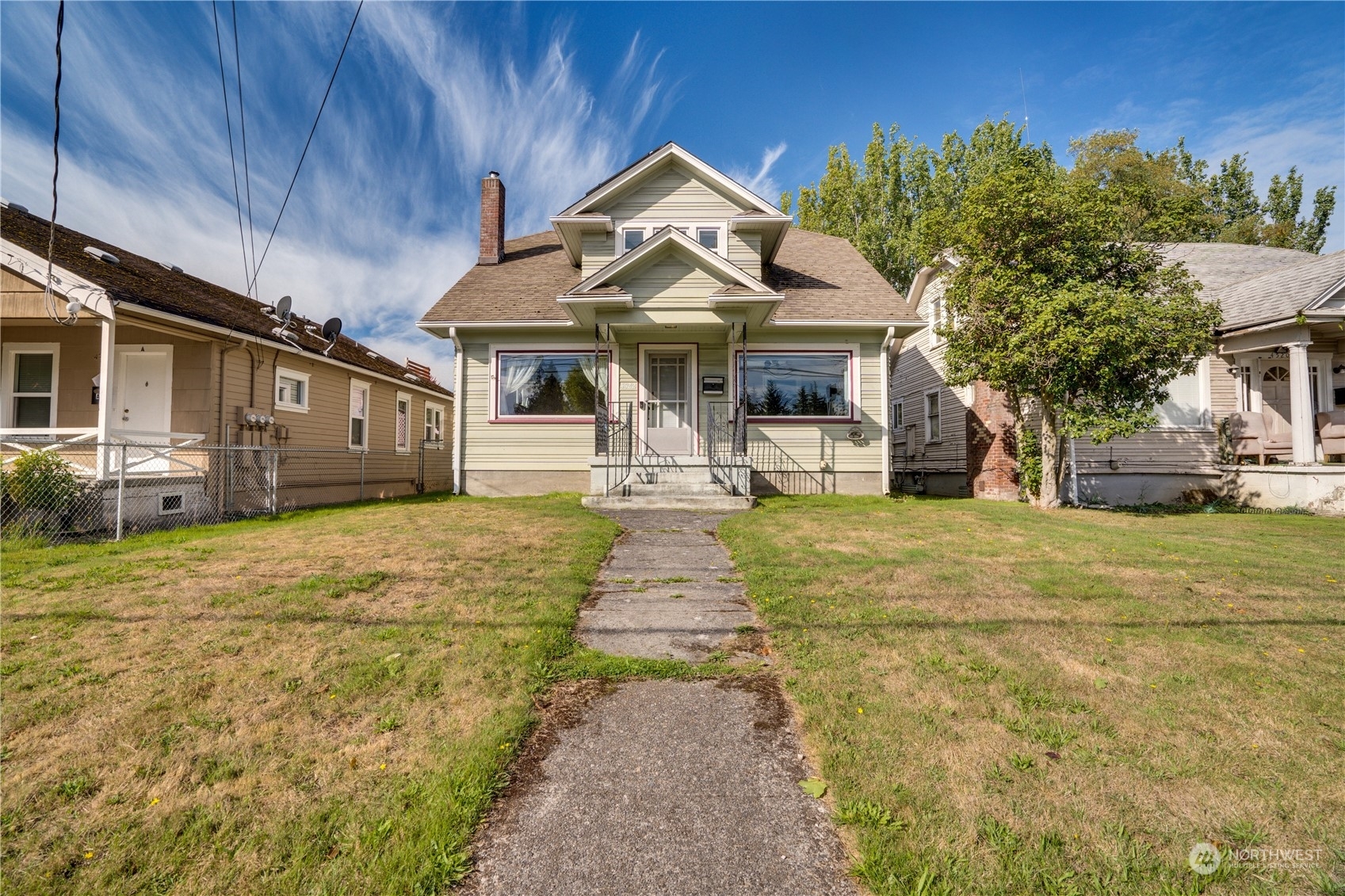 4522  Pacific Avenue  Tacoma WA 98418 photo