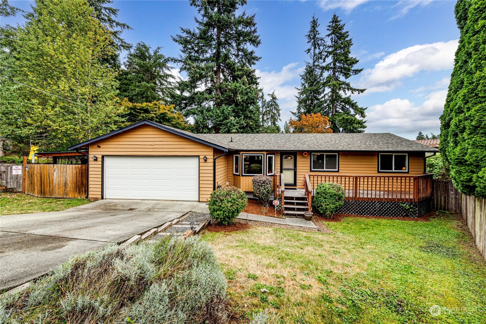 Property Photo:  121 161st Street SE  WA 98012 