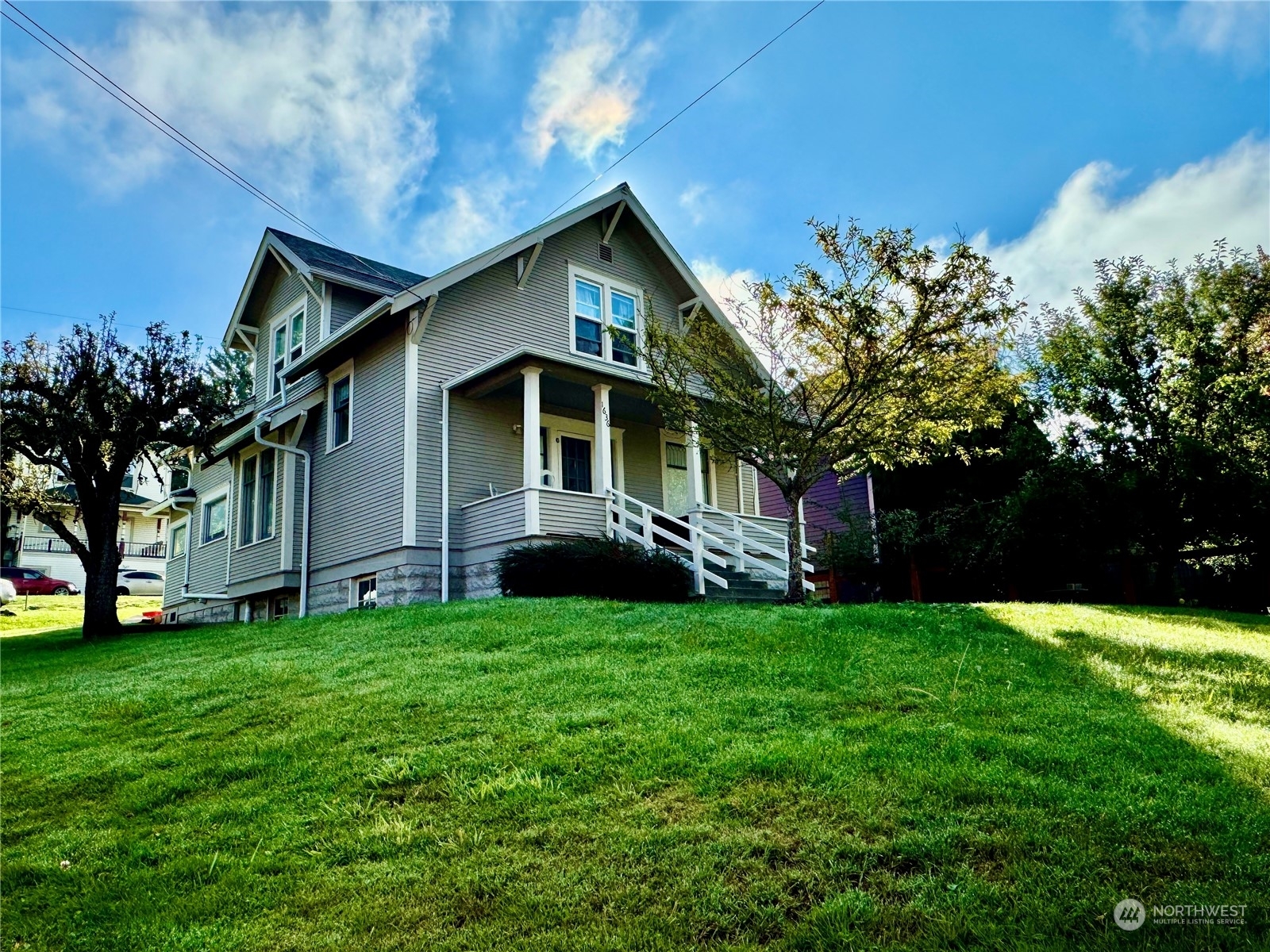 Property Photo:  1636 Grant Street  WA 98225 