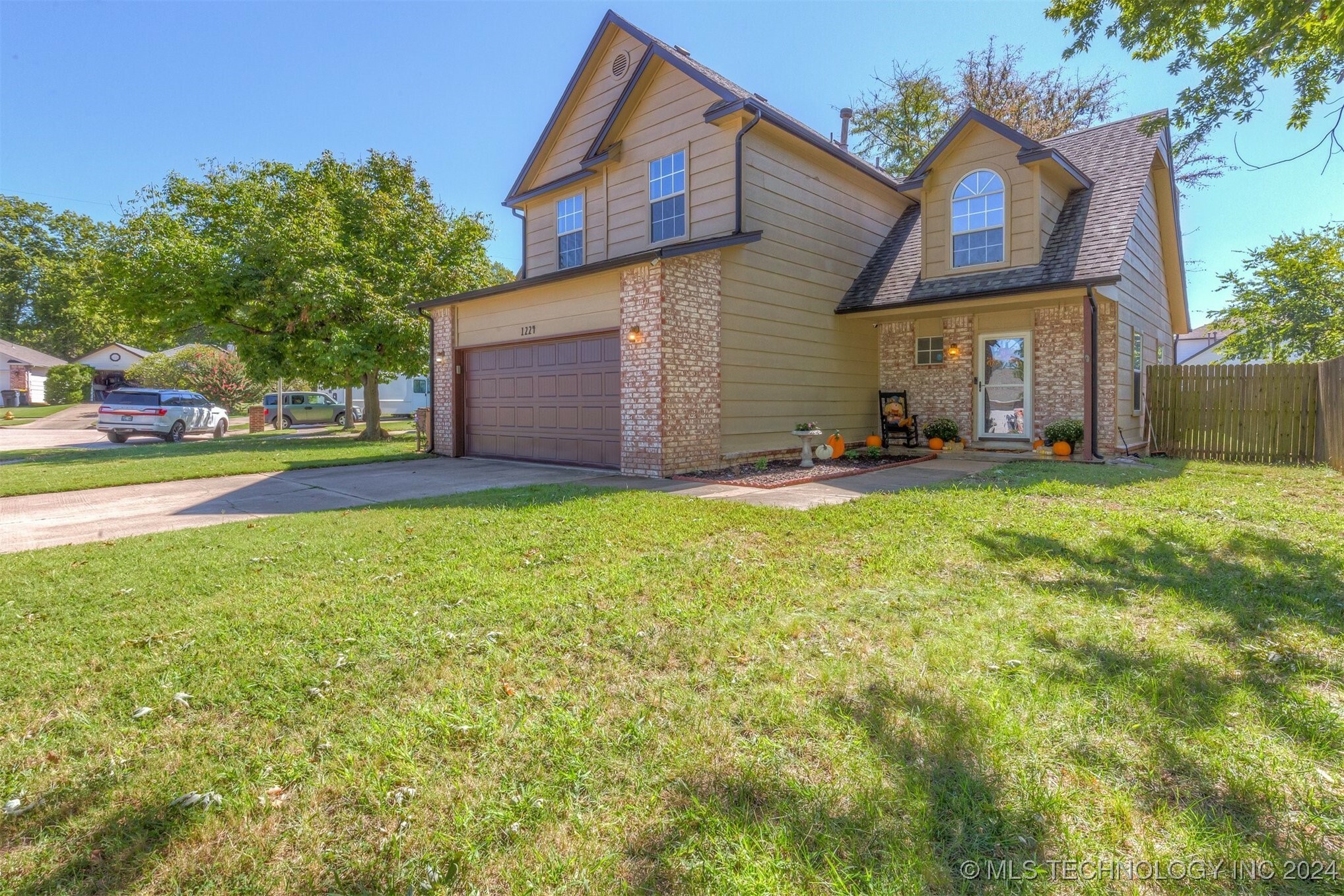 Property Photo:  1224 W 112th Drive S  OK 74037 