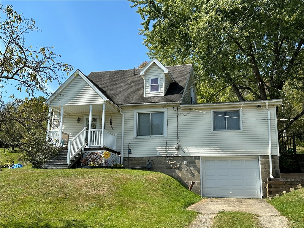 Property Photo:  672 South Avenue  PA 16701 