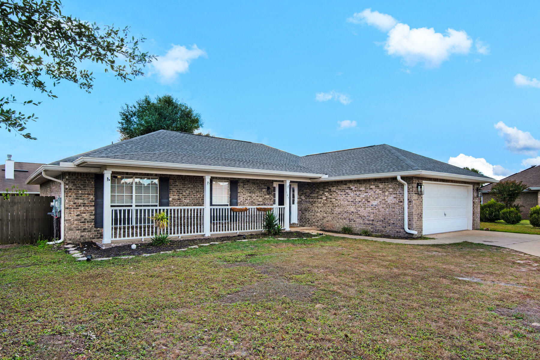 Property Photo:  105 Forge Drive  FL 32539 