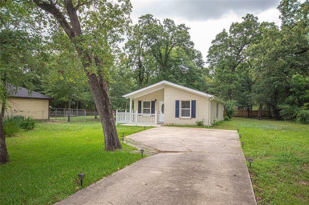 Property Photo:  3671 White Oak Drive  TX 77301 