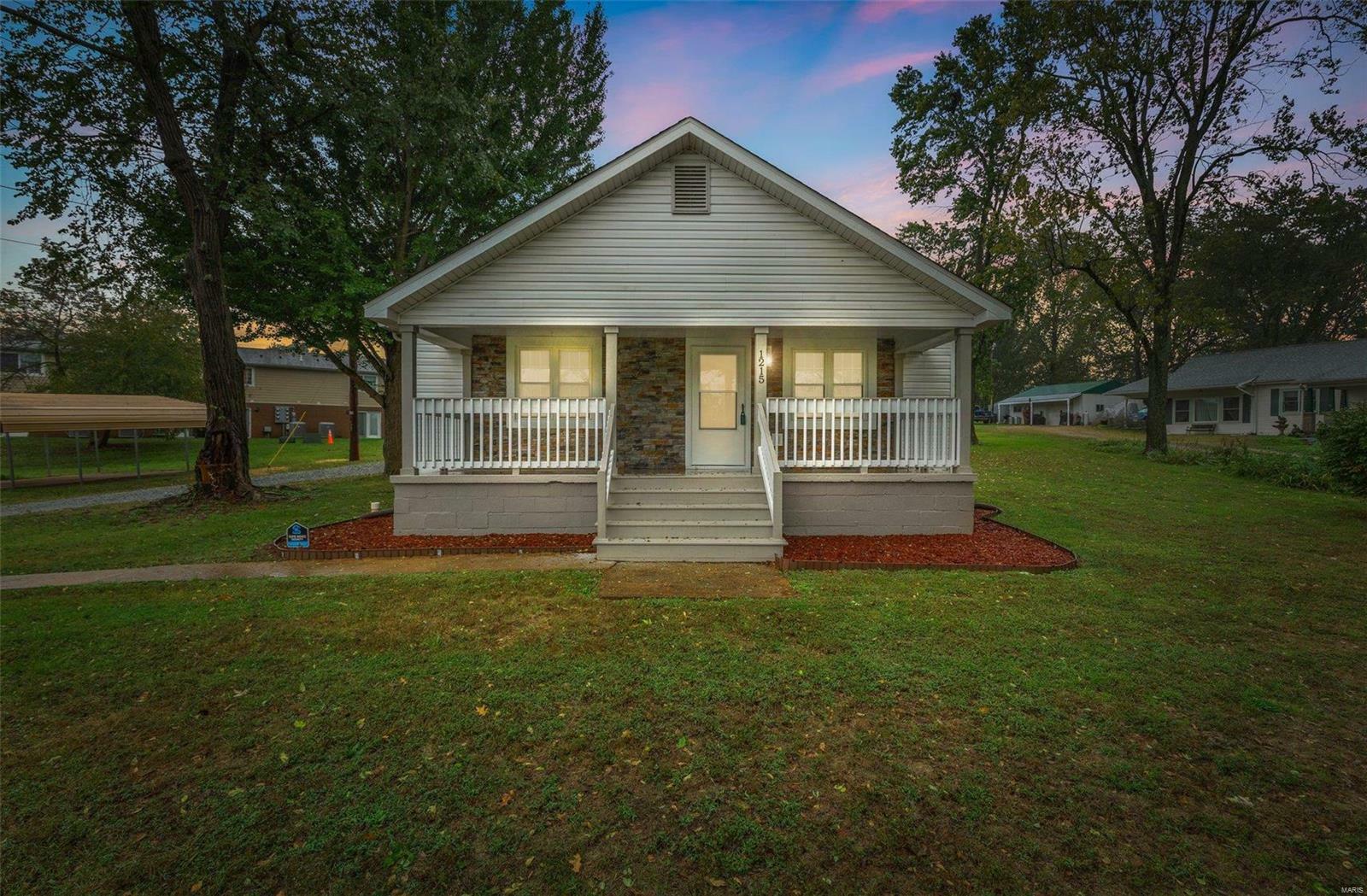 Property Photo:  1215 Fredericktown Avenue  MO 63640 