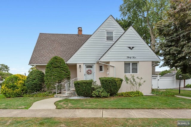 Property Photo:  34 Central Avenue  NJ 07663 