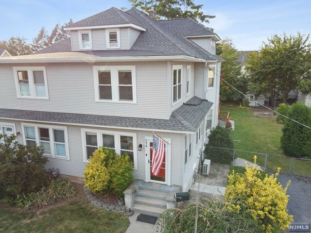 Property Photo:  154 Santiago Avenue  NJ 07070 