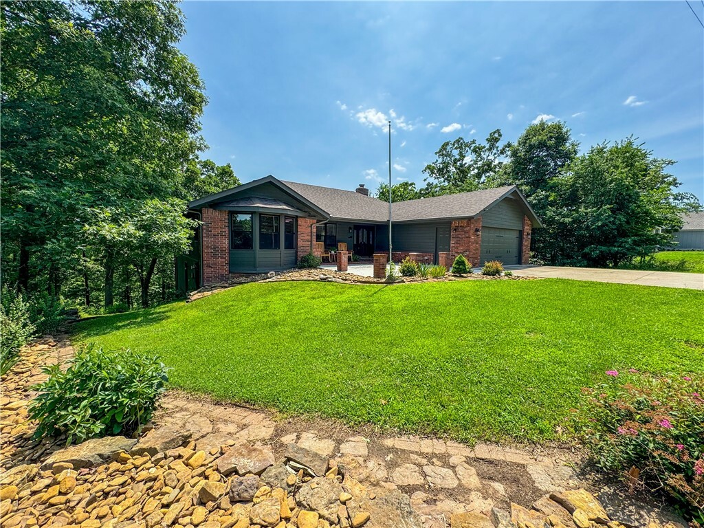 Property Photo:  205 Kinross Drive  AR 72715 