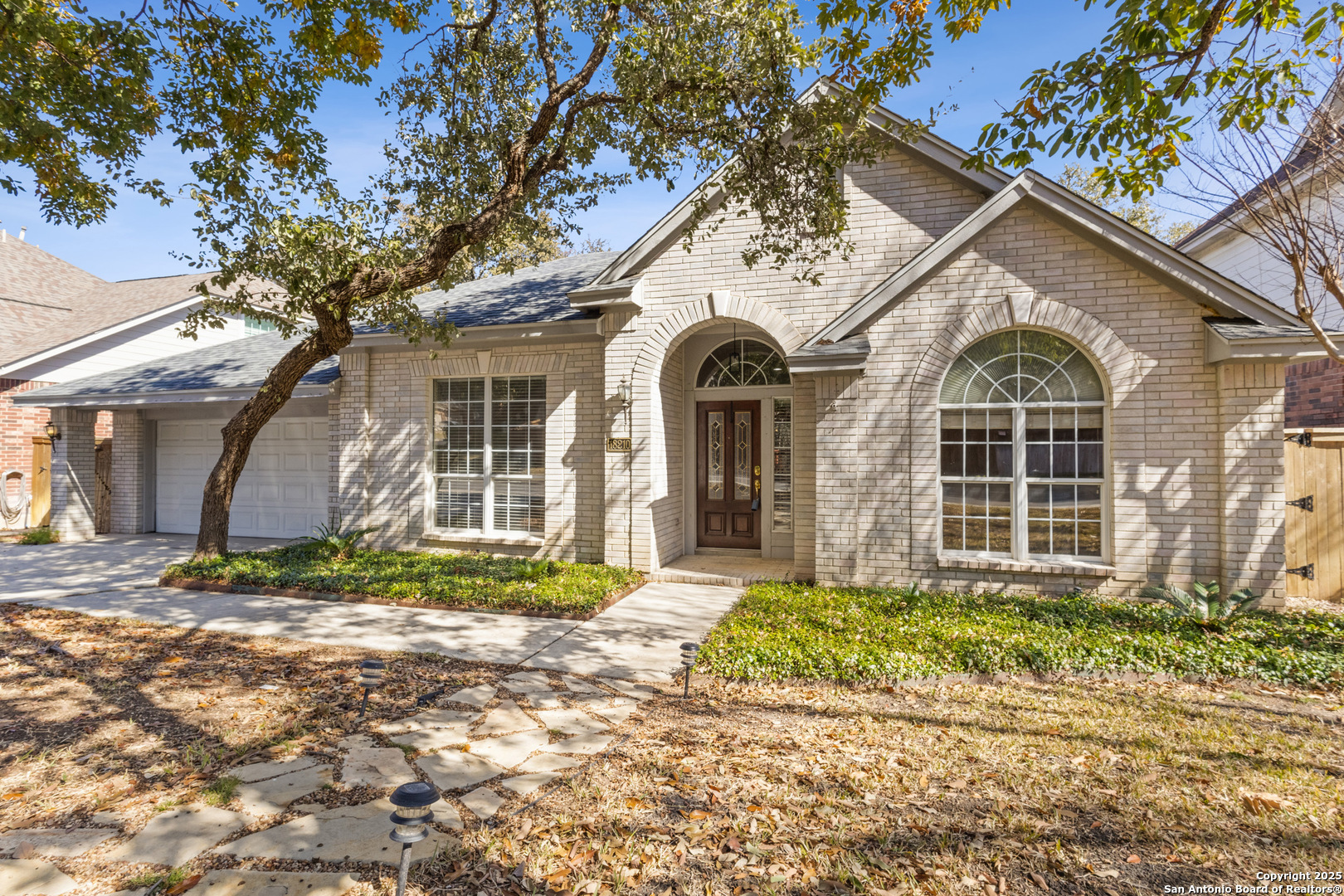 Property Photo: 18210 Beargrass Ct TX 78258