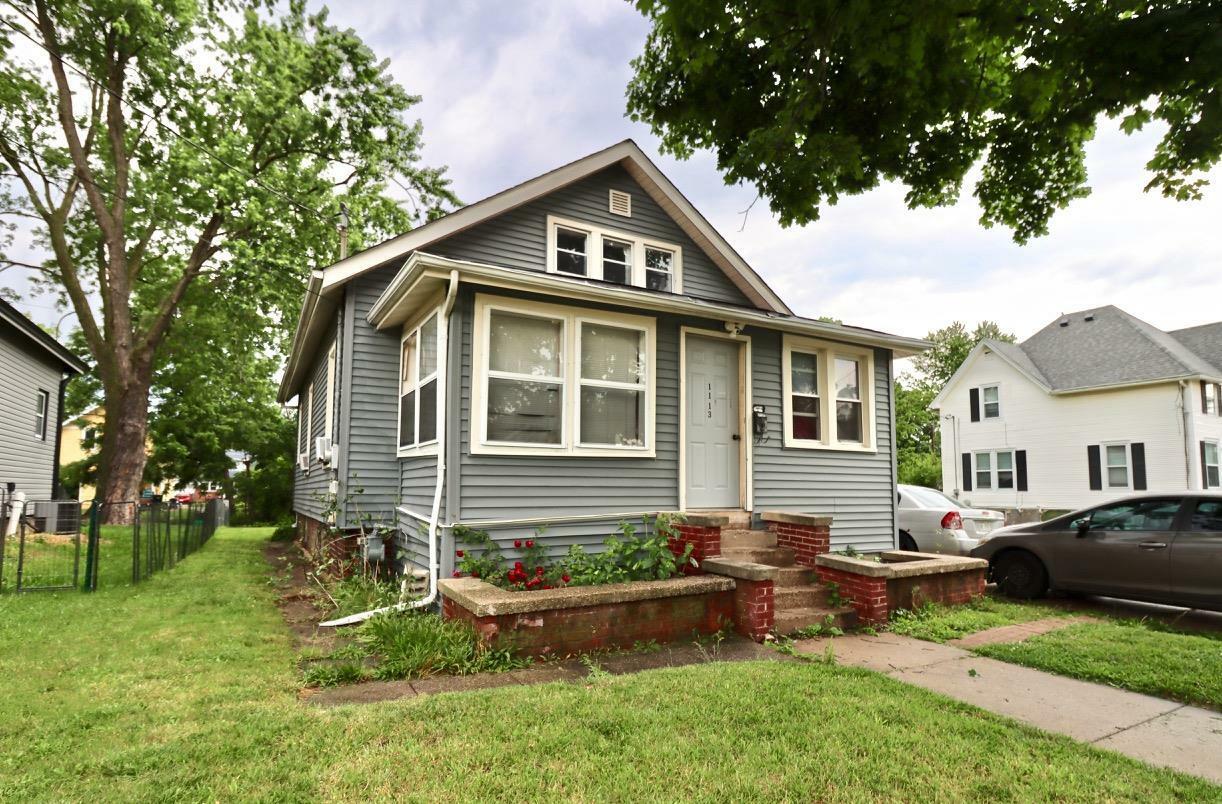 Property Photo:  1113 Randall Street  WI 53511 