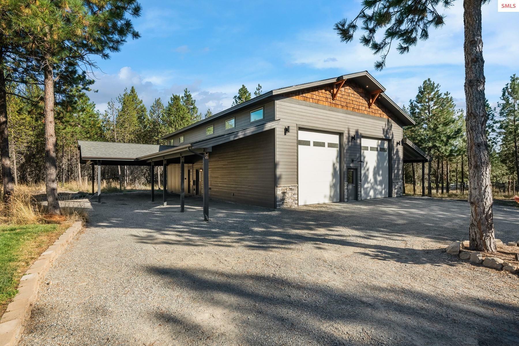 Property Photo:  22879 N Massif Rd  ID 83858 