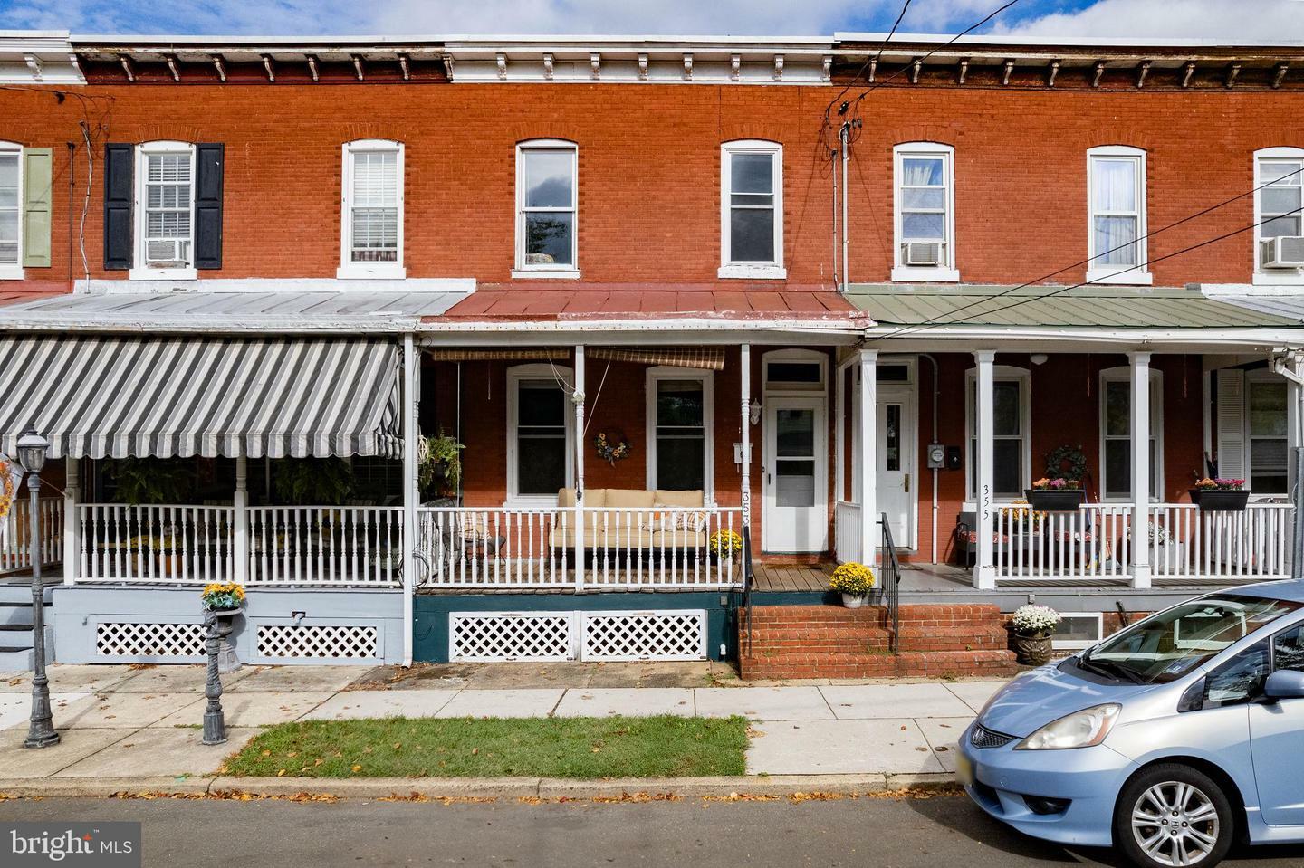 Property Photo:  353 Oliver Street  NJ 08505 