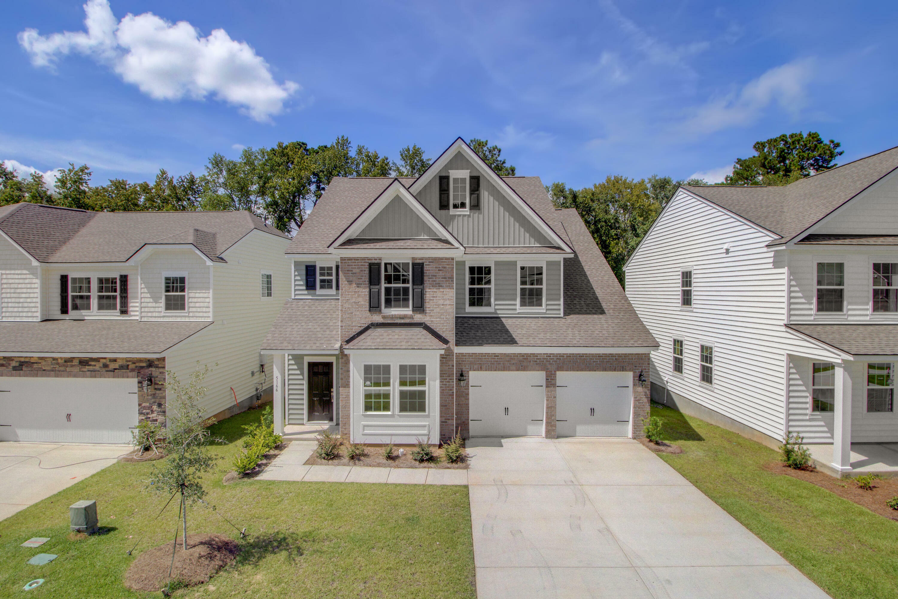 Property Photo:  255 Pine Crest View Drive  SC 29486 