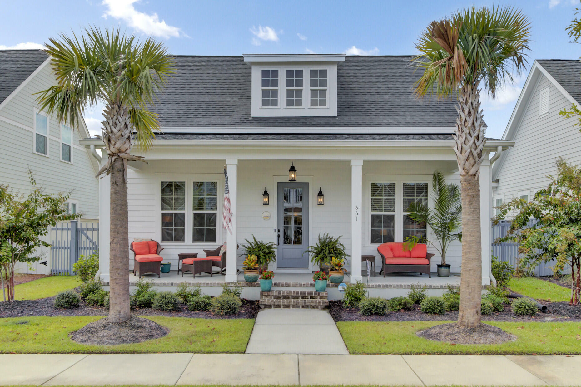 Property Photo:  661 Blueway Avenue  SC 29486 