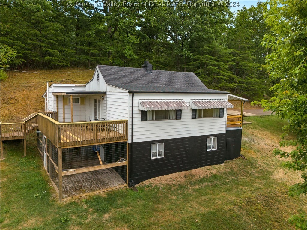 Property Photo: 49 Duncansville Road WV 25313