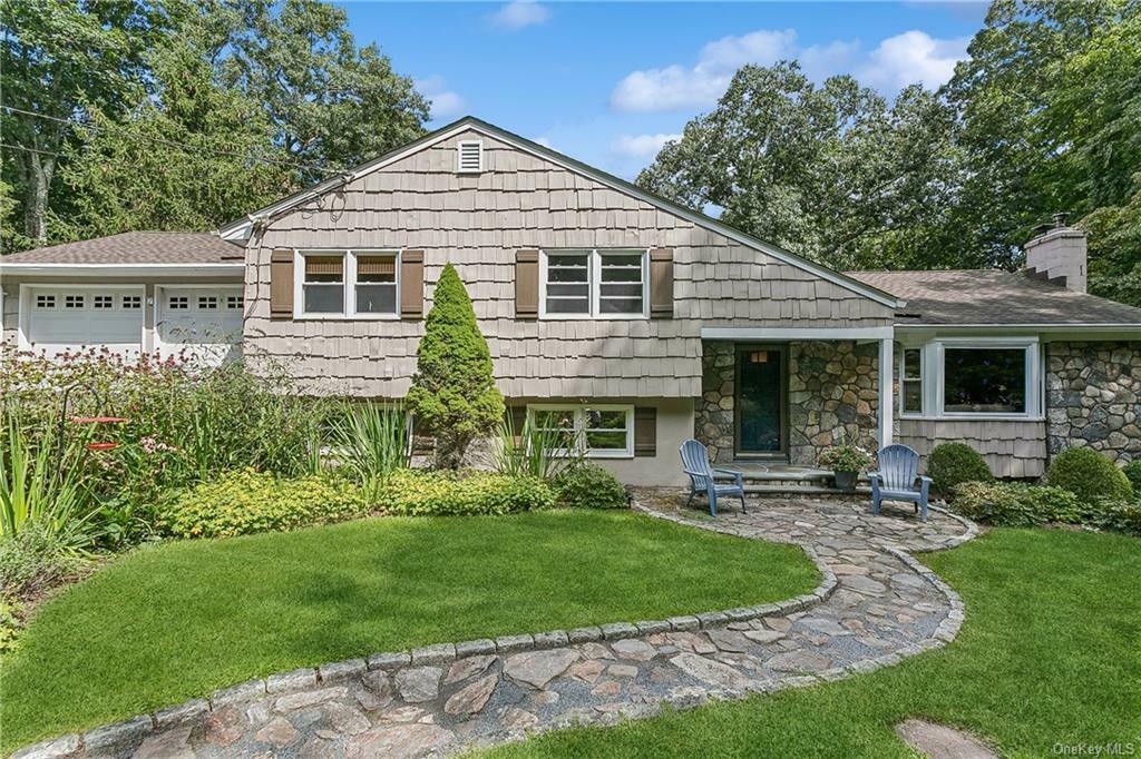 Property Photo:  7 Fay Lane  NY 10590 