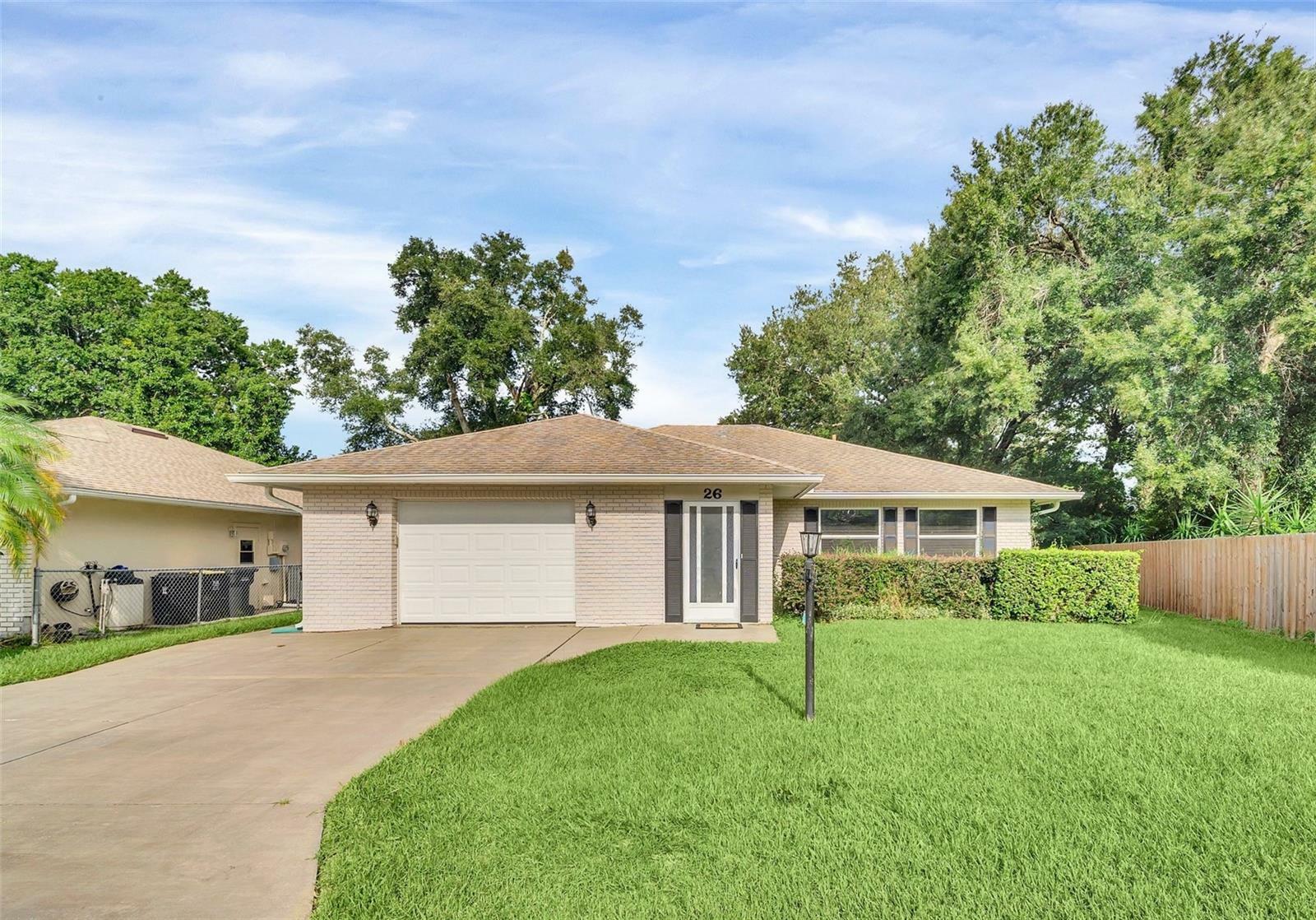 Property Photo: 26 Cedar Drive FL 33837