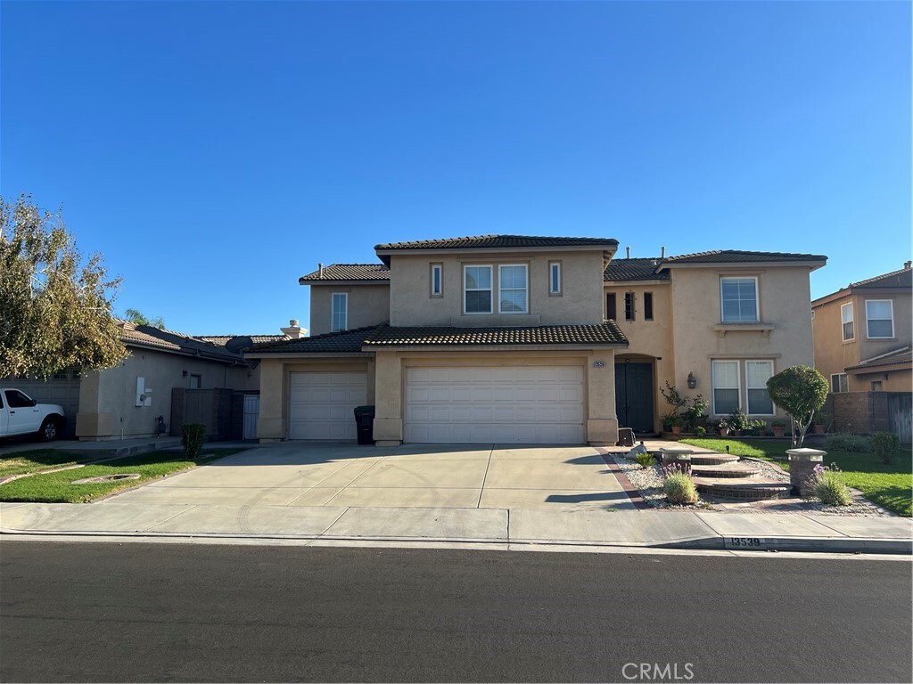Property Photo: 13539 Falcon Ridge Road CA 92880