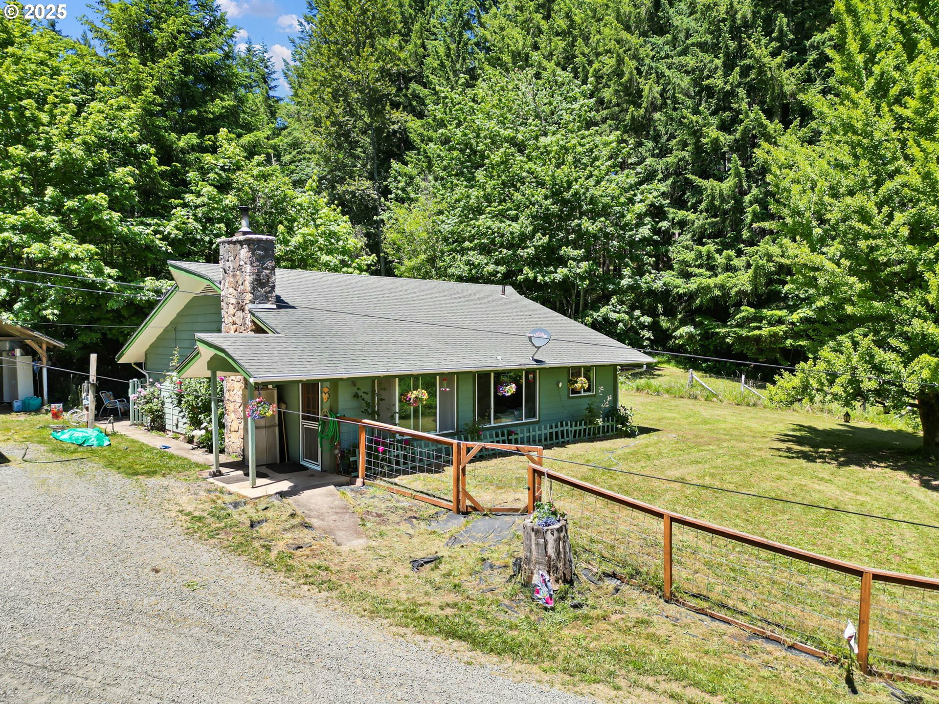 Property Photo: 78544 Rat Creek Rd OR 97424
