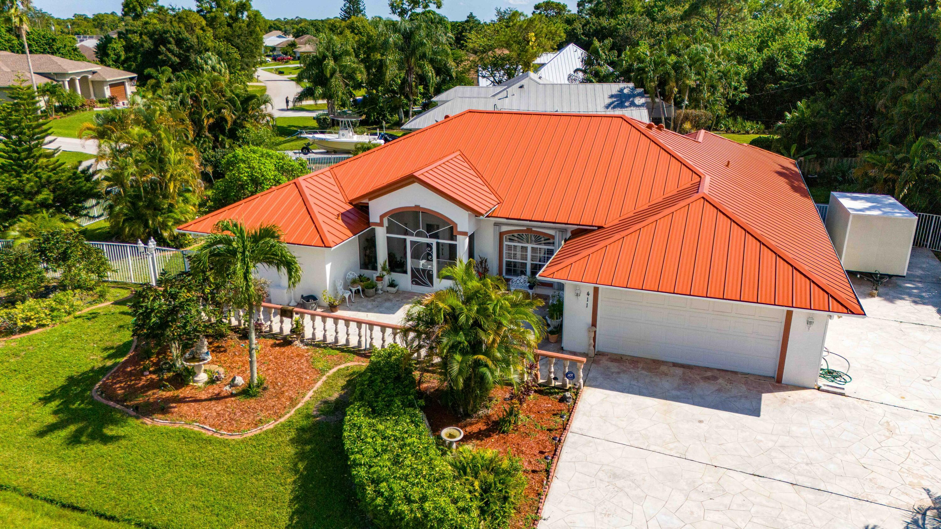 Property Photo:  411 SE Duff Court  FL 34984 