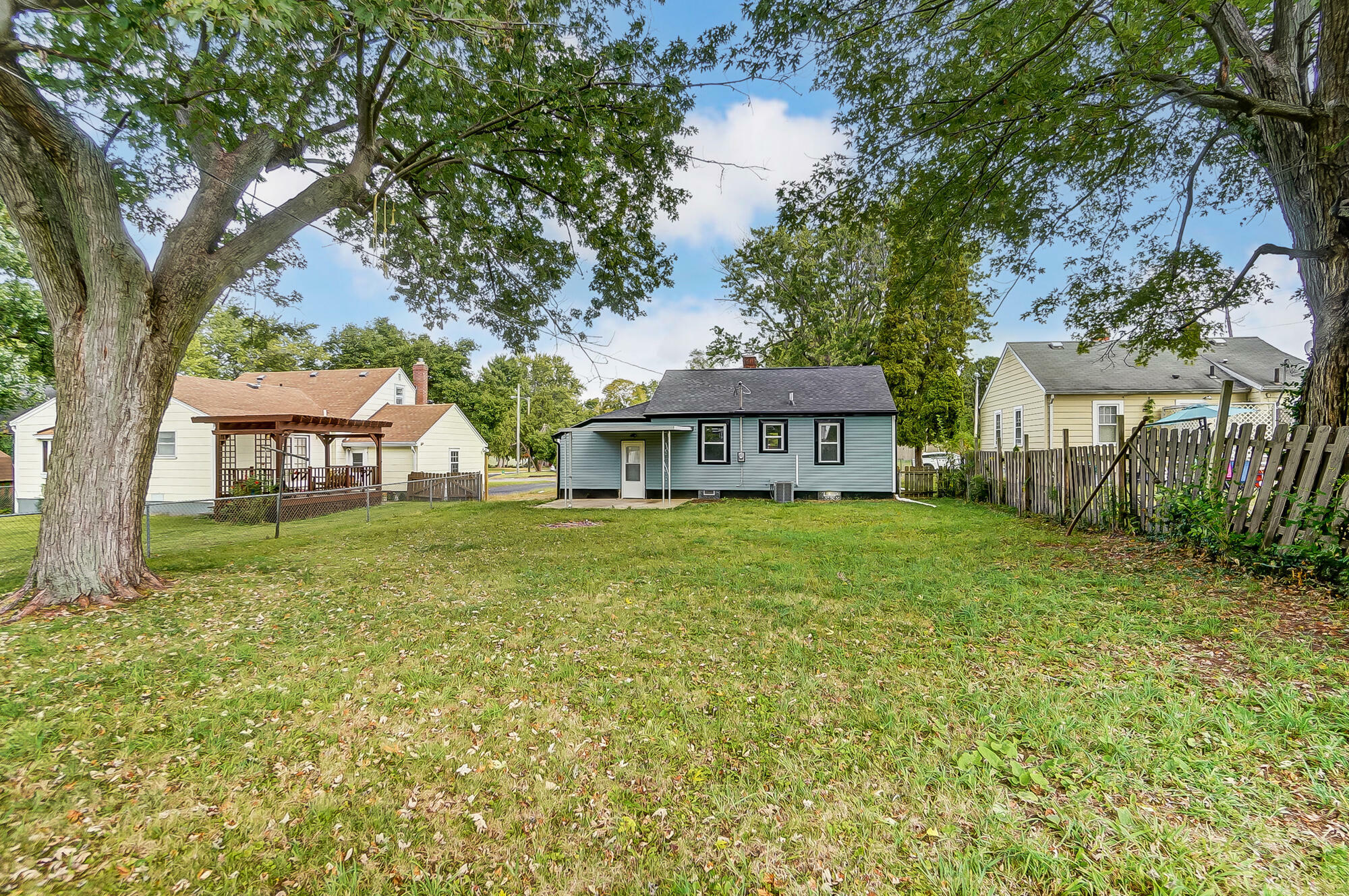 Property Photo:  1217 Driscoll Avenue  OH 45506 
