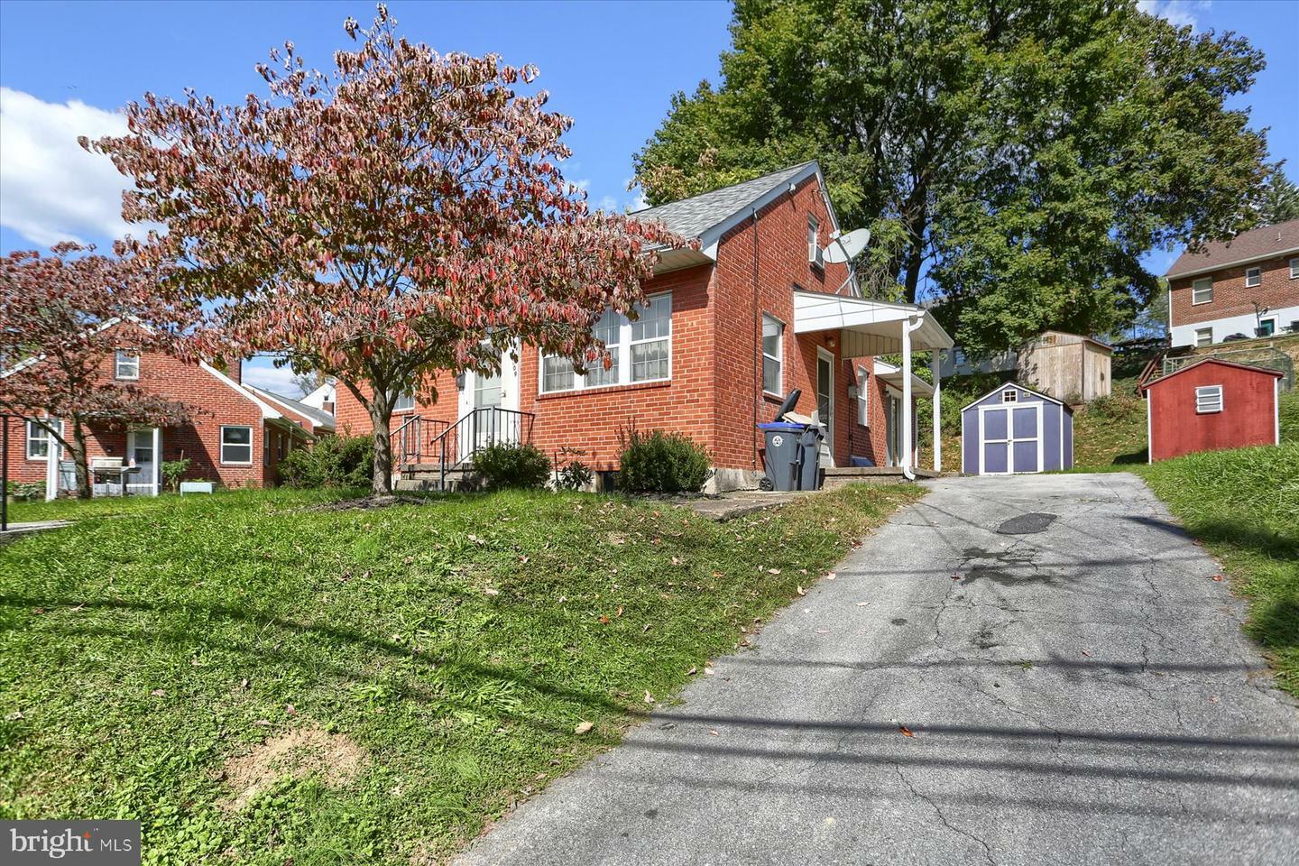 Property Photo:  209 Park Avenue  PA 17113 