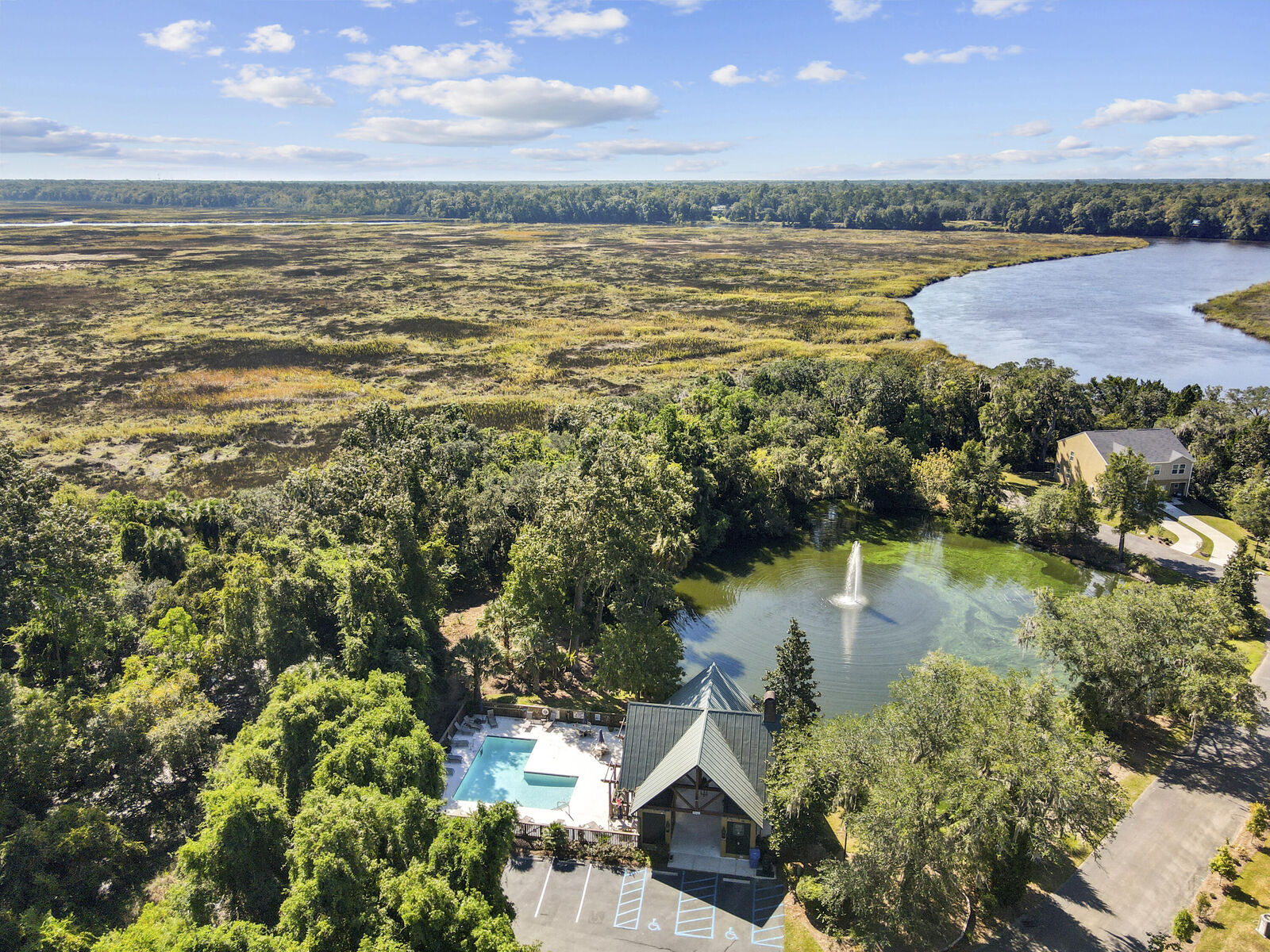 Property Photo: 5520 Colonial Chatsworth Circle SC 29418