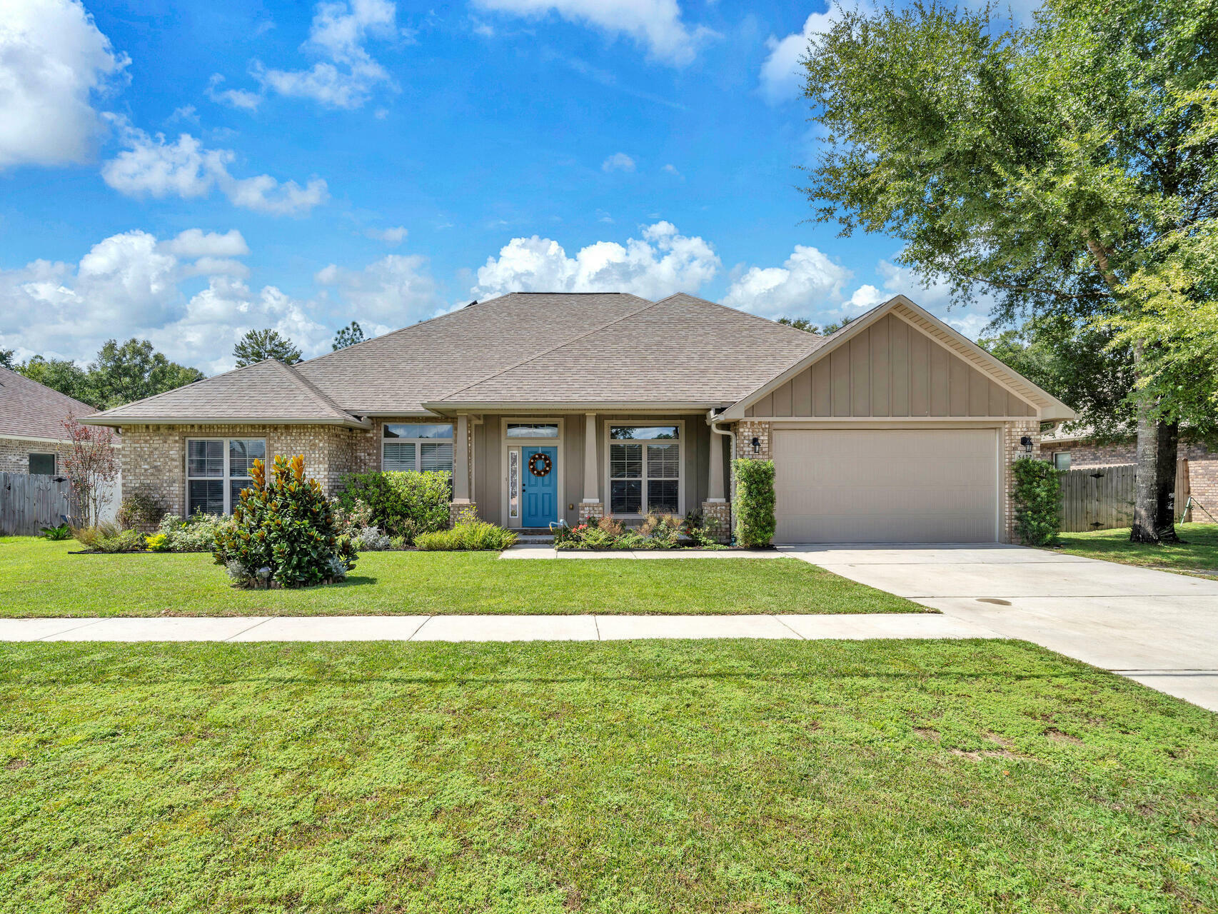 Property Photo:  5432 Jenee Court  FL 32539 