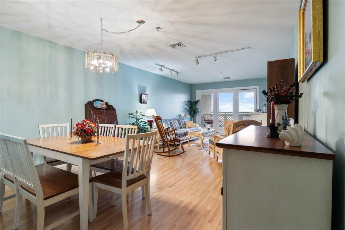 Property Photo:  31 Ocean Avenue 213  ME 03909 