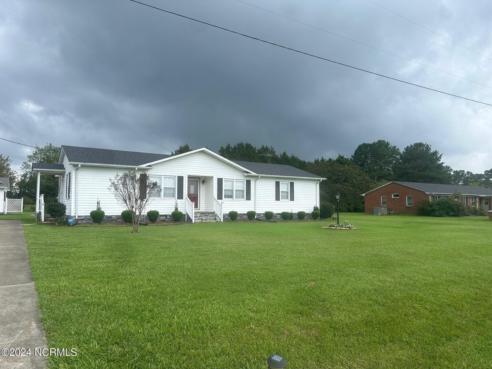 Property Photo:  607 Nc Hwy 461 E  NC 27910 