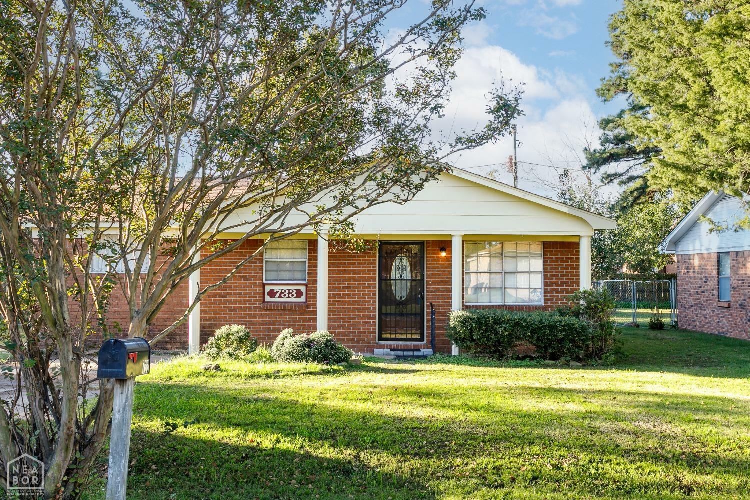 Property Photo:  733 Westwood Drive  AR 72472 