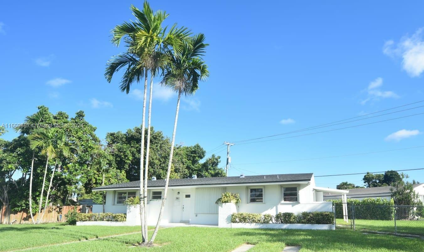 Property Photo:  18601 SW 97th Ct  FL 33157 