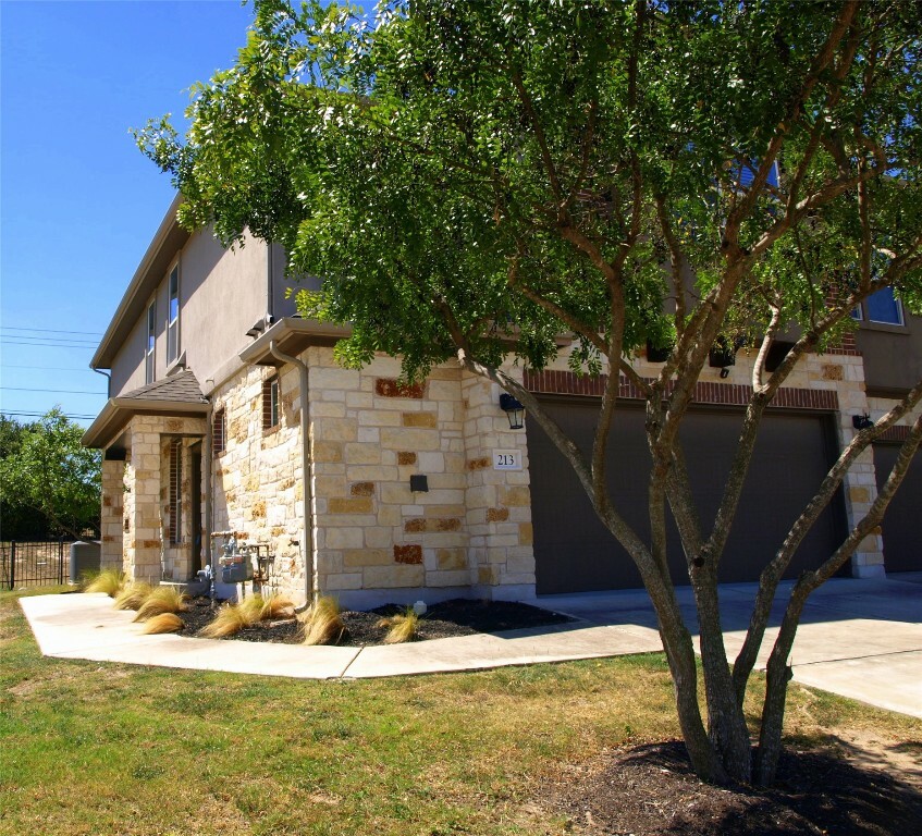 Property Photo:  213 Parable Cove  TX 78660 