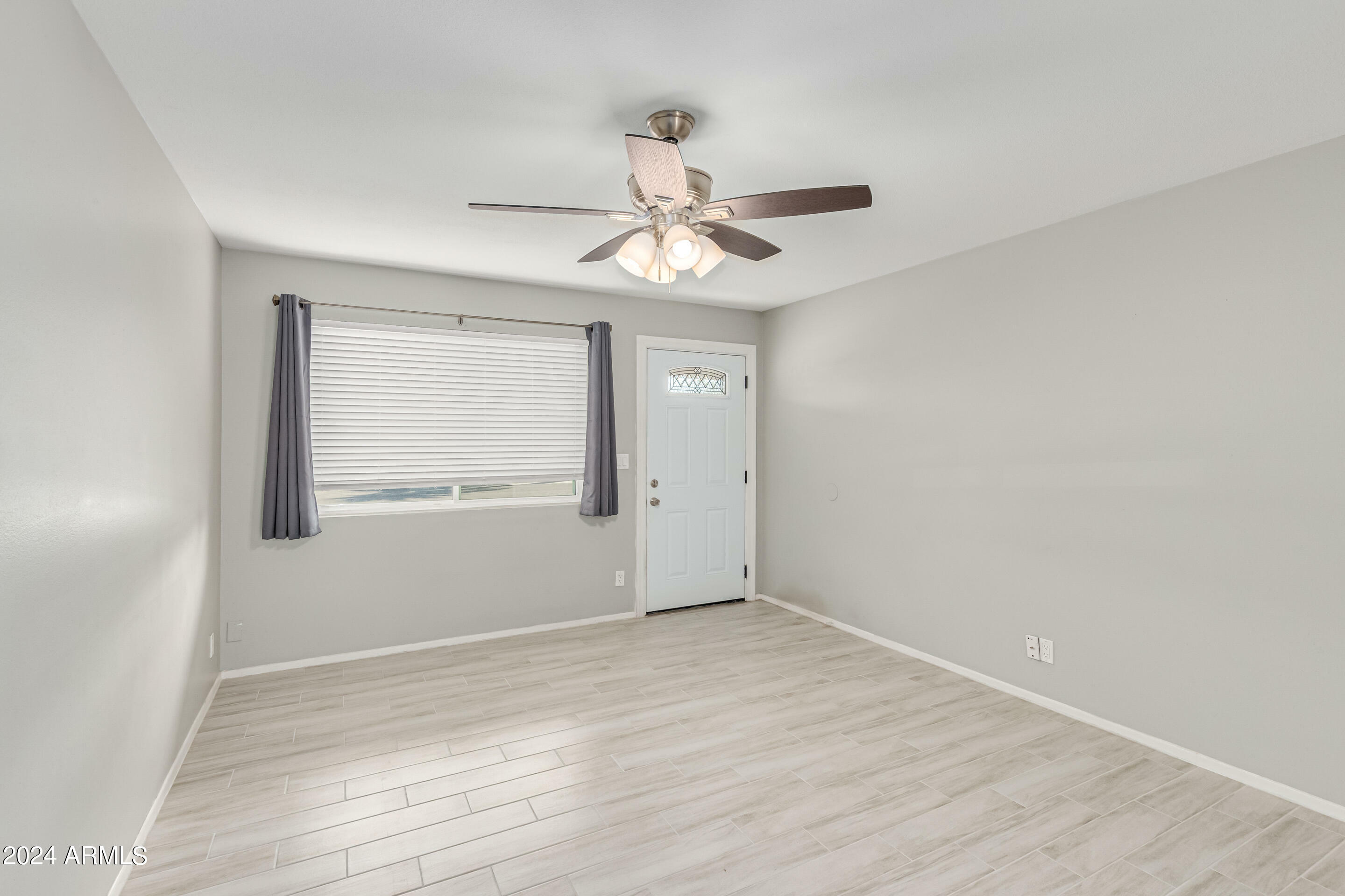 Property Photo:  1100 W 9th Street  AZ 85281 