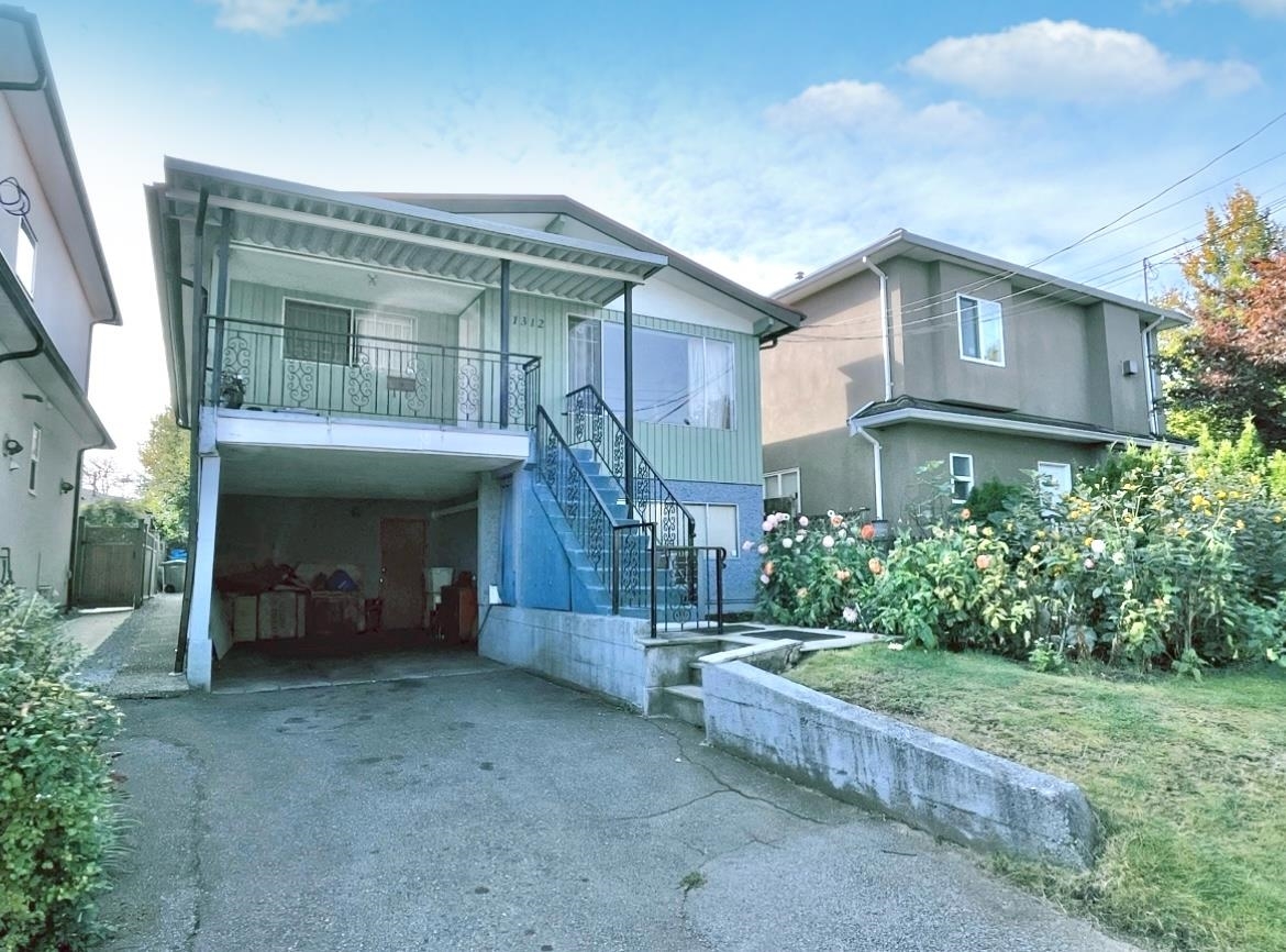 Property Photo:  1312 E 28th Avenue  BC V5V 2R1 