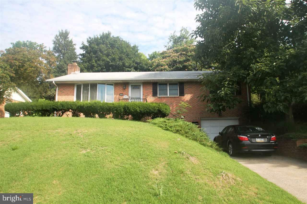 Property Photo:  2408 Swatara Street  PA 17104 