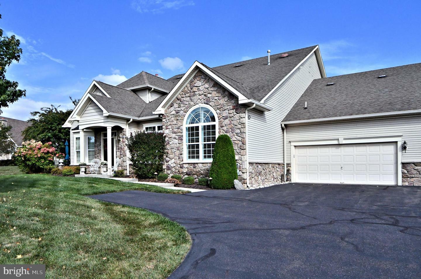 Property Photo:  159 Willow Drive  PA 18940 