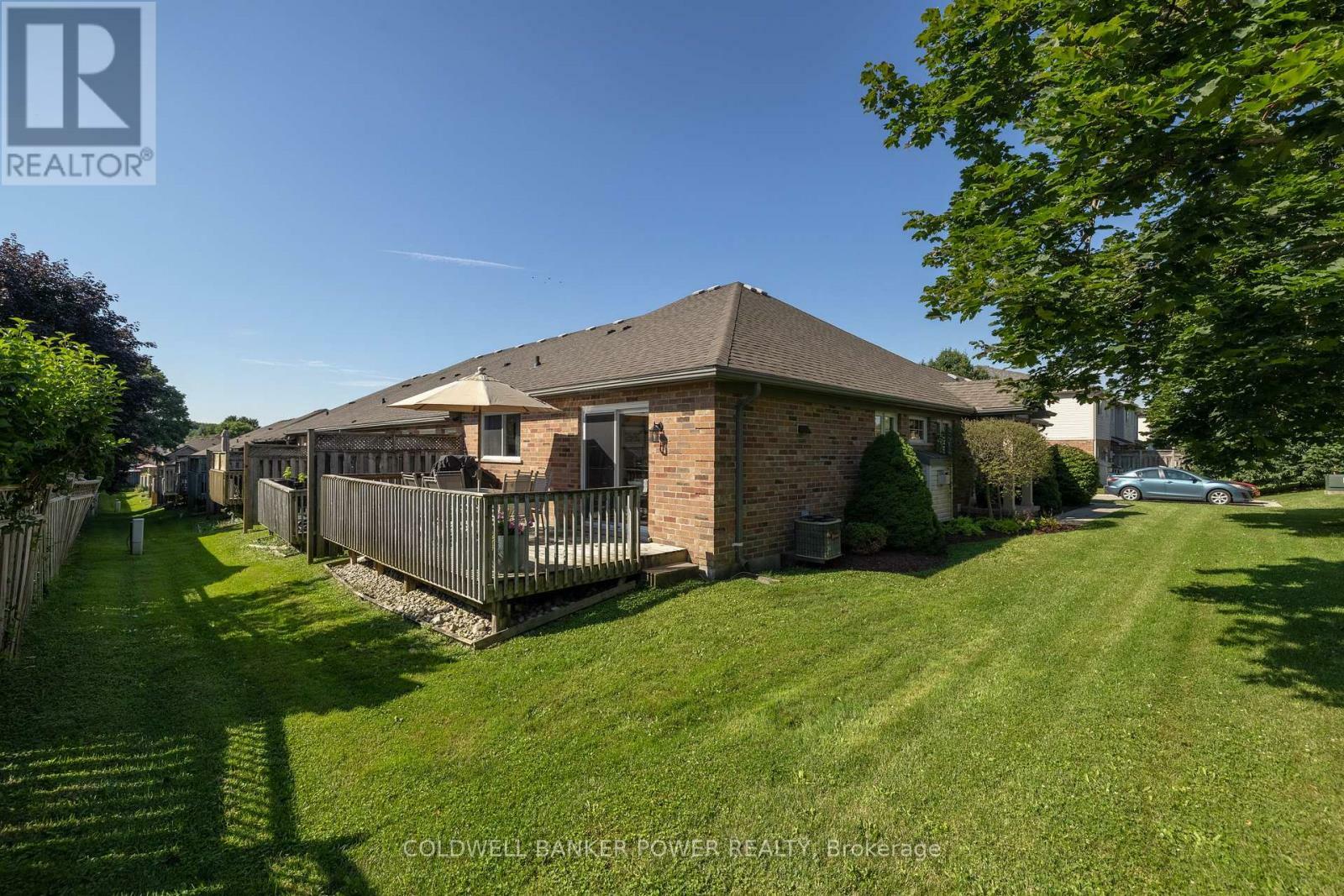 Property Photo:  320 Ambleside Drive 94  ON N6G 5J6 