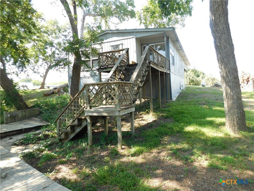 Property Photo: 366 Howard TX 78629
