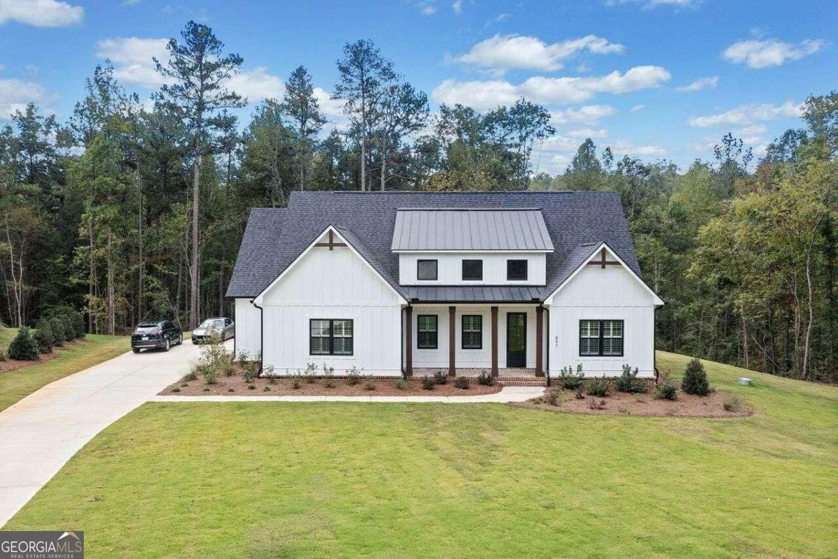 Property Photo:  897 Oxford Road  GA 30107 