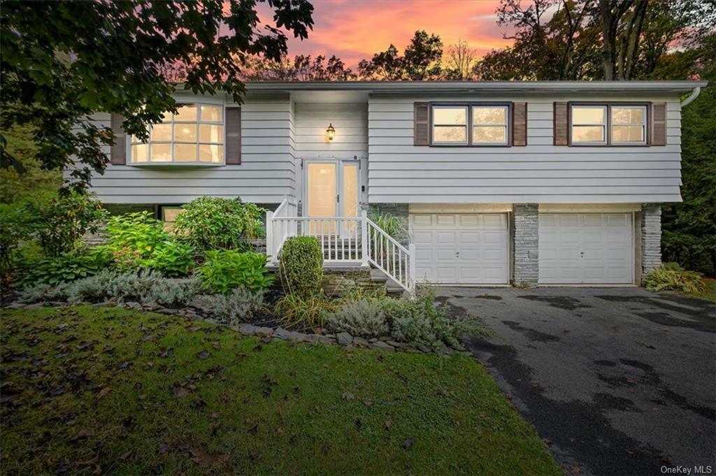 Property Photo:  1 Pine Terrace  NY 12528 