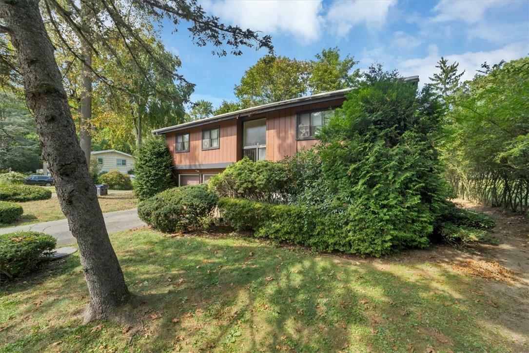 Property Photo:  7 Brookdell Drive  NY 10530 