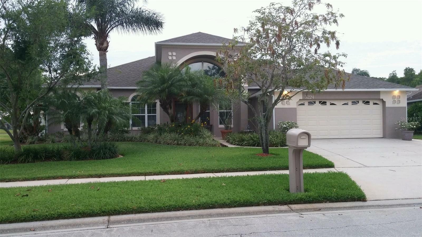 Property Photo:  3224 Countryside View Drive  FL 34772 