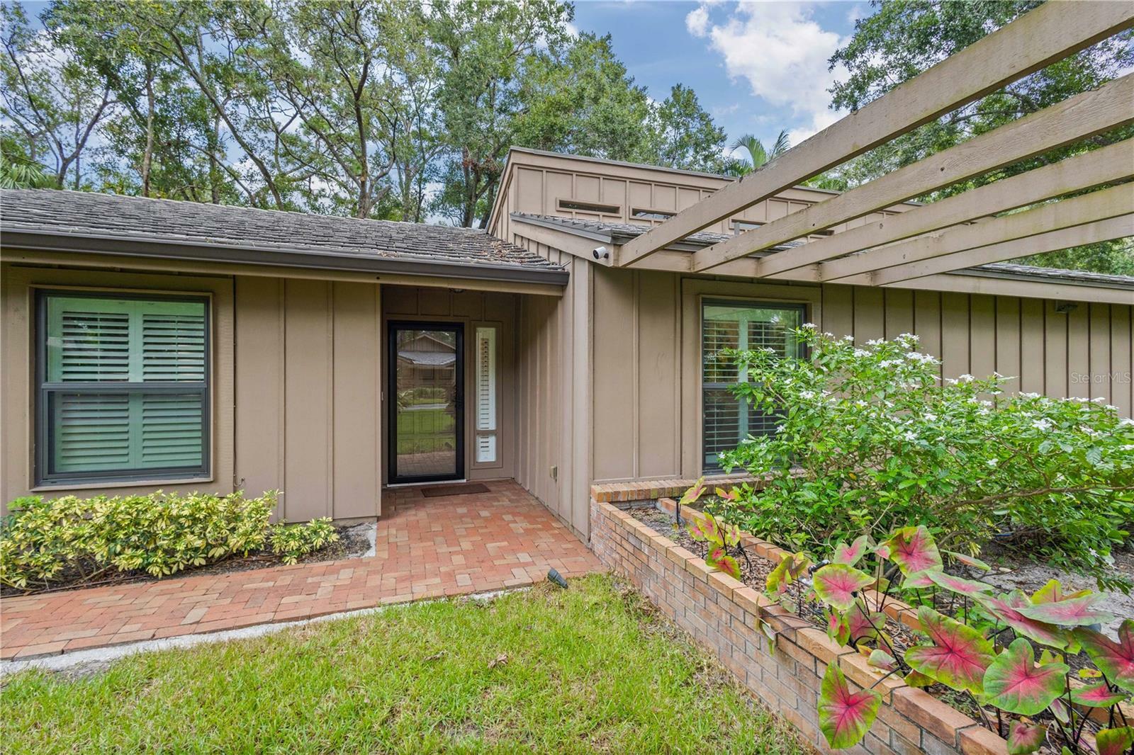 Property Photo:  1307 Willow Oak Circle  FL 34209 