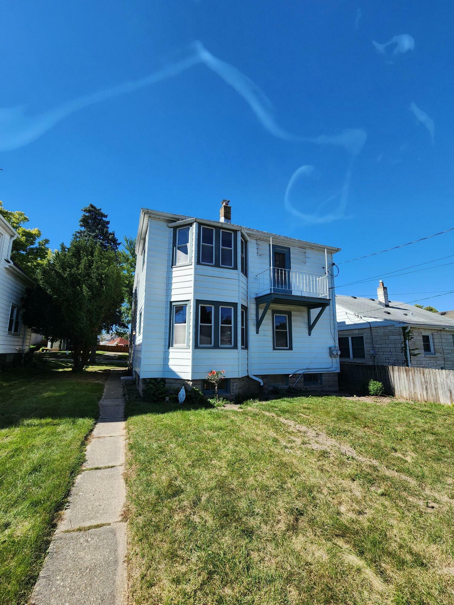 Property Photo:  3032 S 41st St  WI 53215 