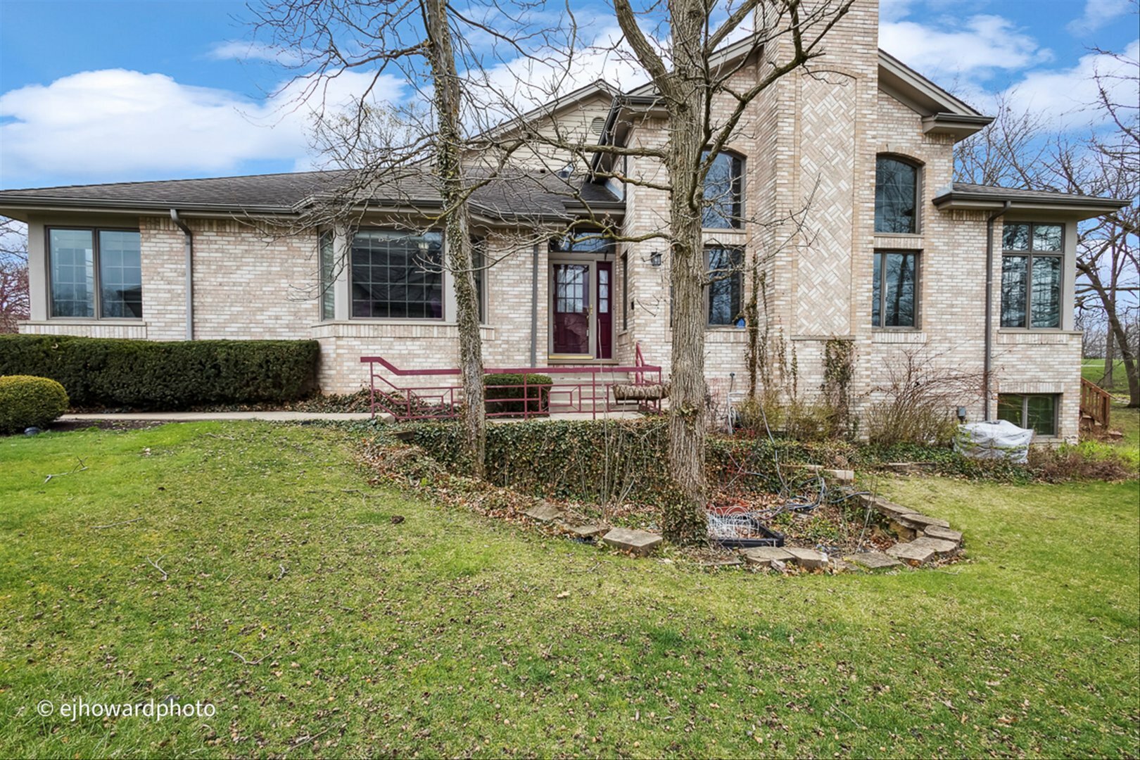 Property Photo:  74 W Deer Haven Court  IL 60417 