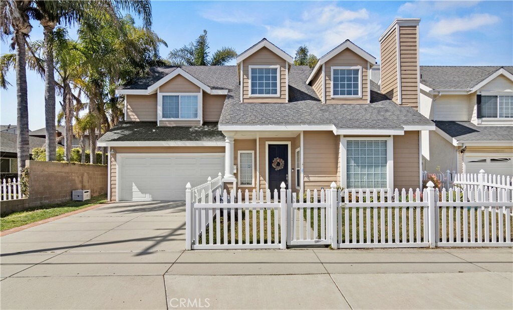 1813 Huntington Street  Huntington Beach CA 92648 photo