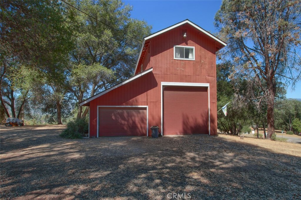 Property Photo:  39406 John West Road  CA 93644 